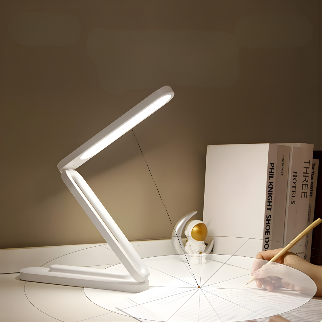 FOLDING TABLE LAMP – Iluminación portátil, diseño plegable y luz perfecta para cada momento