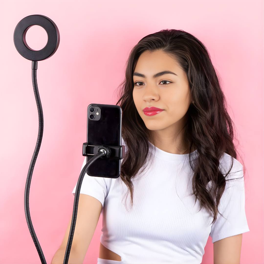 LIVE STREAM – Iluminación perfecta, encuadre profesional y contenido impecable desde cualquier lugar