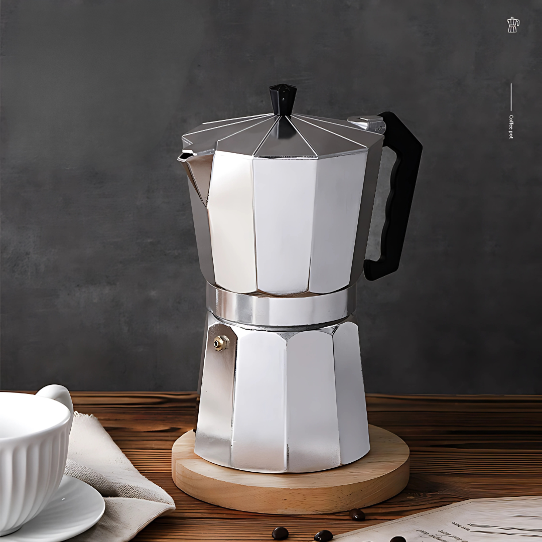 CAFETERA MOKA DE 10OZ – Café intenso al estilo tradicional