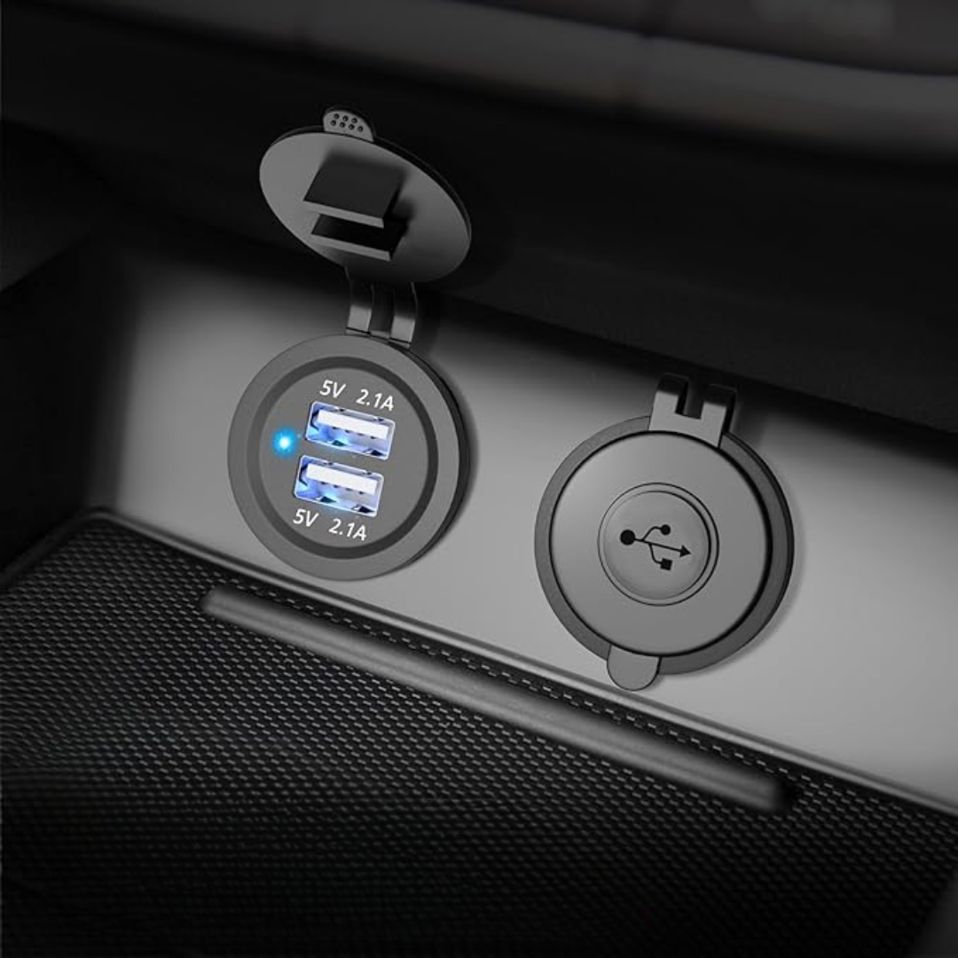 ADAPTADOR DE CARGADOR DE AUTO (2 USB) – Carga rápida y segura en todos tus viajes