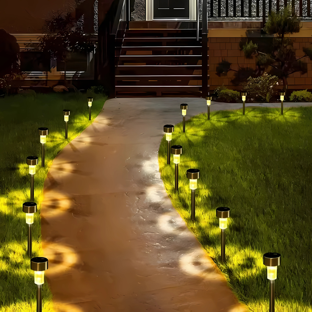 SET DE 3 LUCES SOLARES DE CAMINO – Iluminación ecológica y elegante para tu jardín
