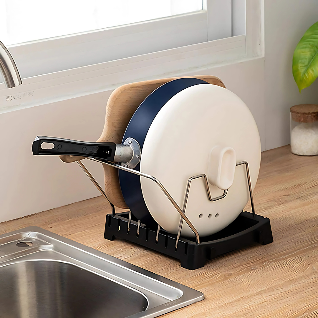ORGANIZADOR DE TAPADERAS Y SARTENES – Orden vertical y práctico para tu cocina