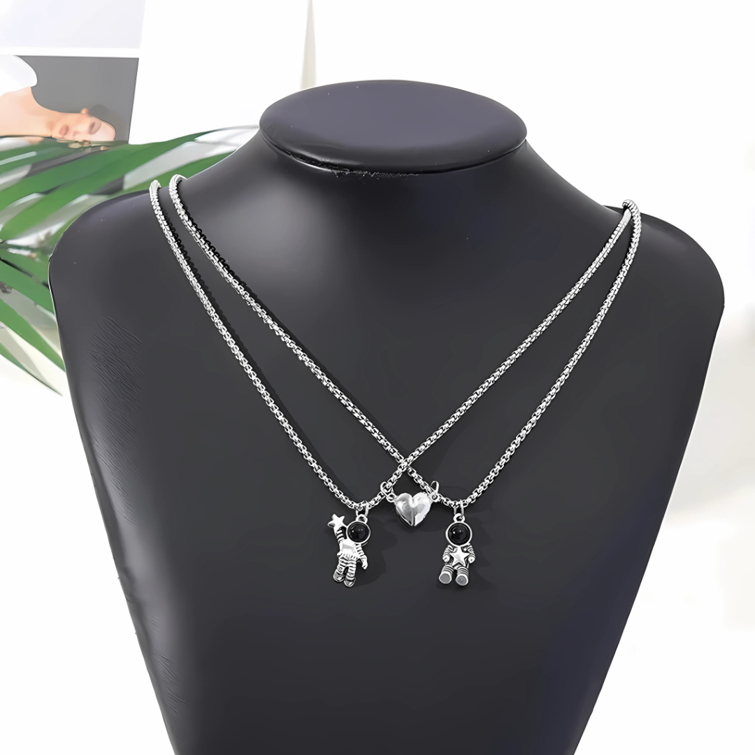Collar Pareja Stellar Souls - Porque dos almas que brillan juntas nunca se pierden en el universo.
