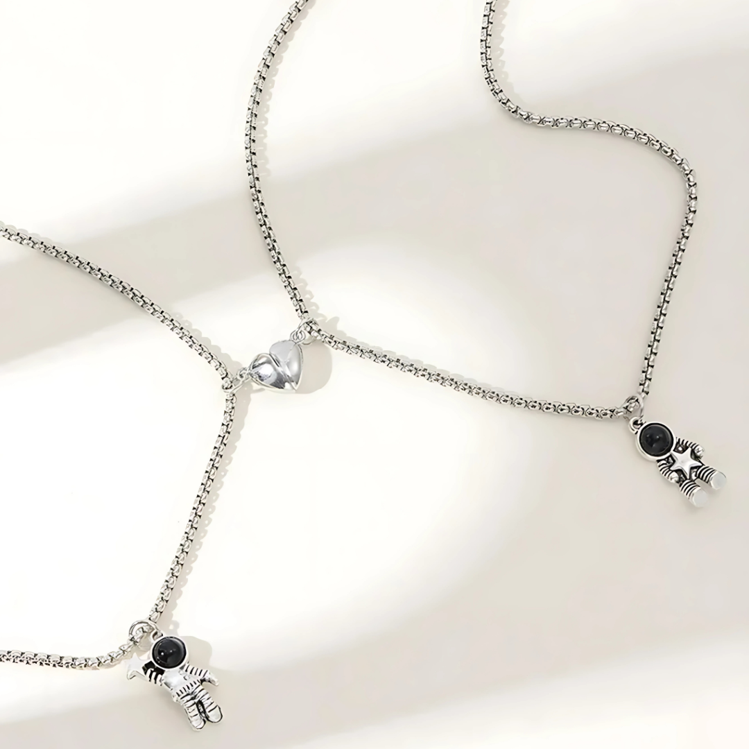Collar Pareja Stellar Souls - Porque dos almas que brillan juntas nunca se pierden en el universo.