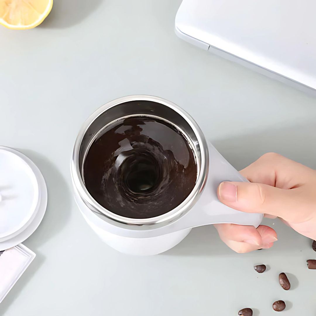 Taza Automezclable SwiftSip™ - Olvídate de los grumos y cucharas sucias.